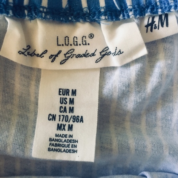 đź’ś 3 for $12 H&M Blue and White Striped Off Shoulder Top NWOT - Picture 7 of 8